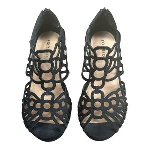 Torrid Black Cutout Wedge Heels – Women’s size 8.5W